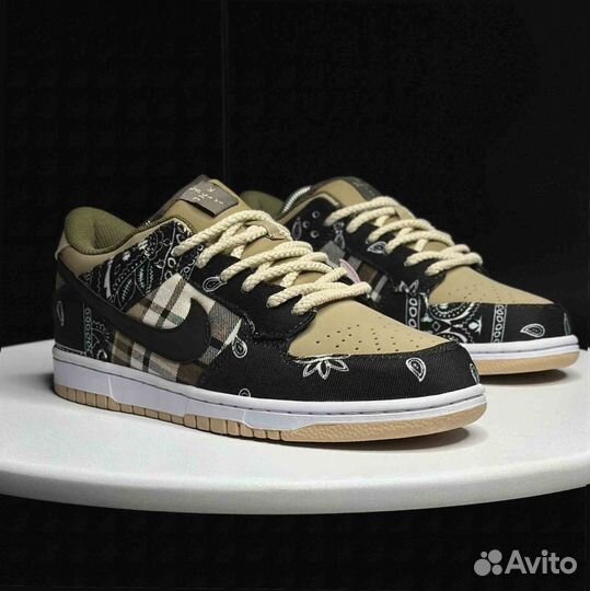 Кроссовки Travis Scott x Nike Dunk SB Low Cactus Jack