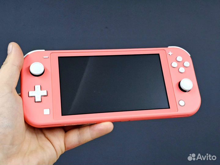 Nintendo Switch Lite Coral