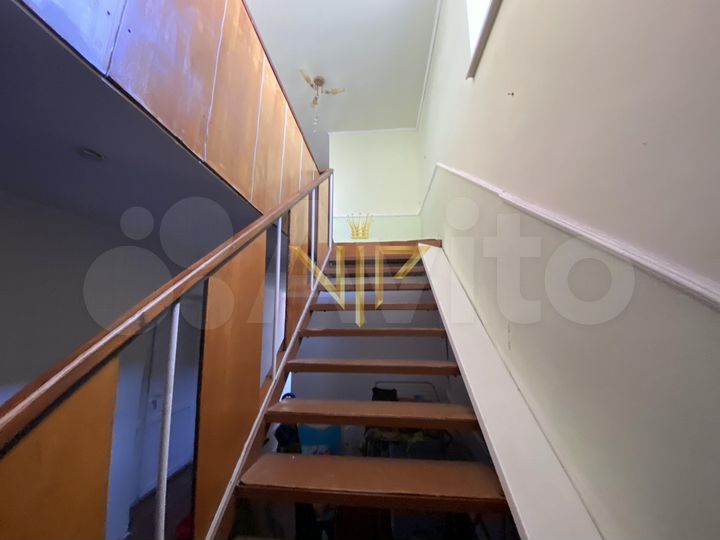 Дом 180 м² на участке 6 сот.