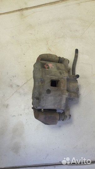 Суппорт передний правый Mitsubishi Lancer