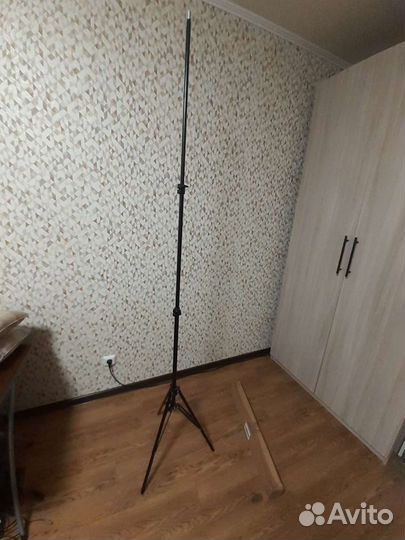 Штатив 70-210 см