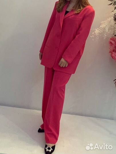Костюм брючный