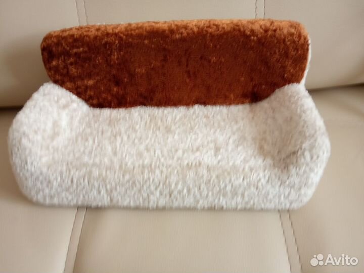 Диван игрушечный