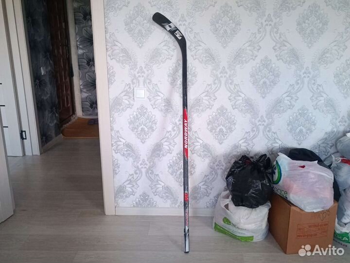 Клюшка хоккейная