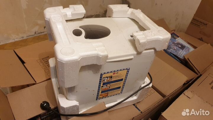 Хлебопечка LG HB-152CE