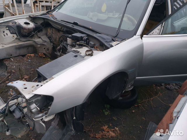 Крыло переднее левое millenia