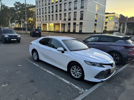 Toyota Camry 2.5 AT, 2019, 301 112 км