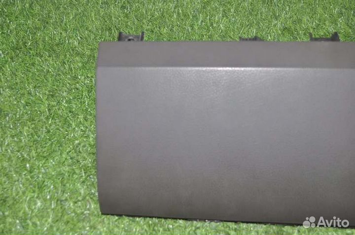 Бардачок Toyota Tundra 3UR-FBE 2009