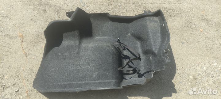 Мазда 3 bl обшивка багажника