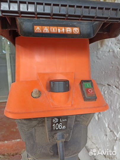 Измельчитель веток электрический