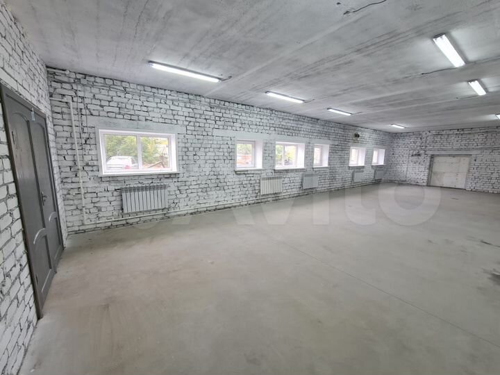 Свободное, склад, производство от 100 до 500 м²