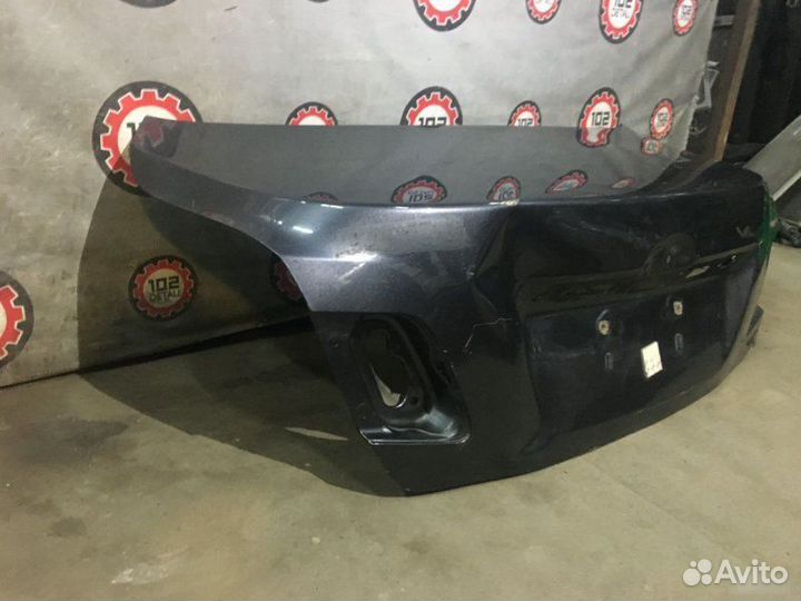 Крышка багажника Toyota Camry V40
