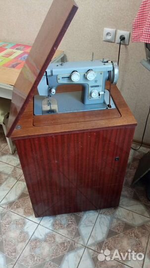 Швейная машинка подольская ручная