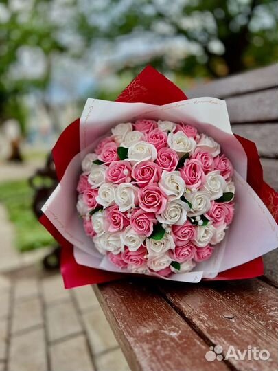 Букеты из 51, 101 роза цветы с доставкой