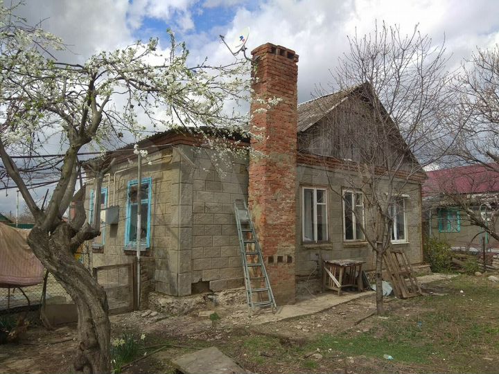 Дом 62 м² на участке 6 сот.