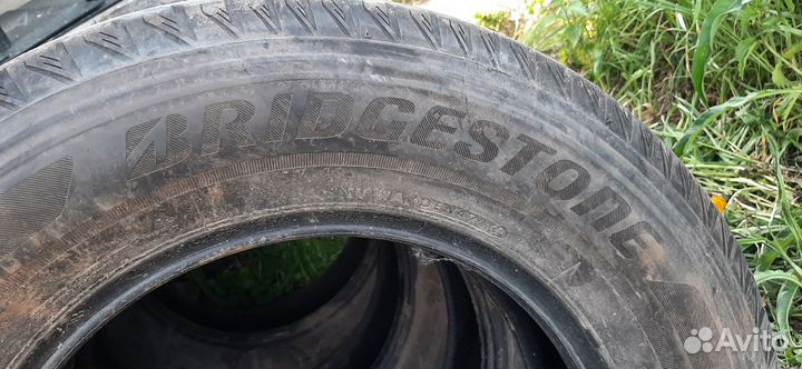 Bridgestone Ecopia EP850 225/70 R16