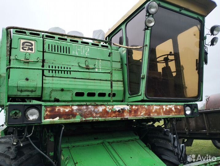 Комбайн Ростсельмаш Дон 1500Б, 2001