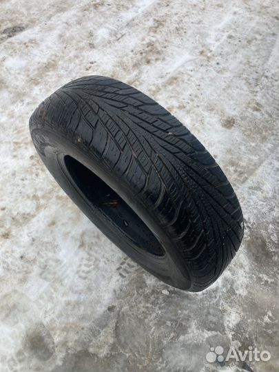 Maxxis Victra SUV M+S 215/70 R16