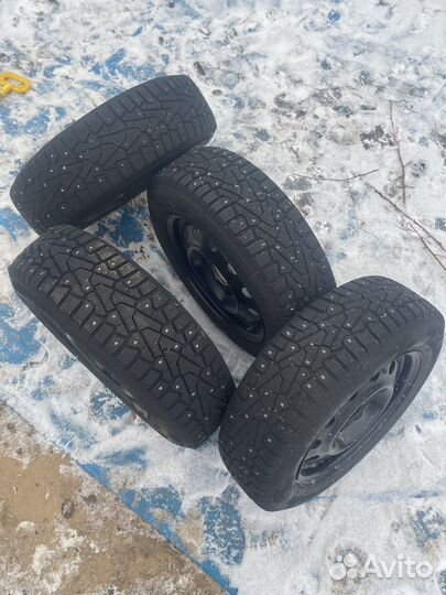 Pirelli Ice Zero 185/65 R15 92T