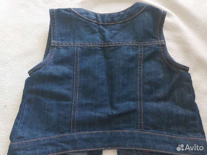 Жилетка джинсовая