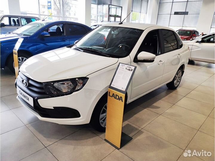 LADA Granta 1.6 МТ, 2023