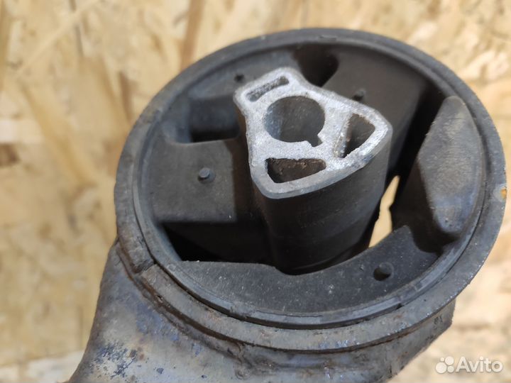 Подушка двигателя задняя Opel Astra J, Cruze