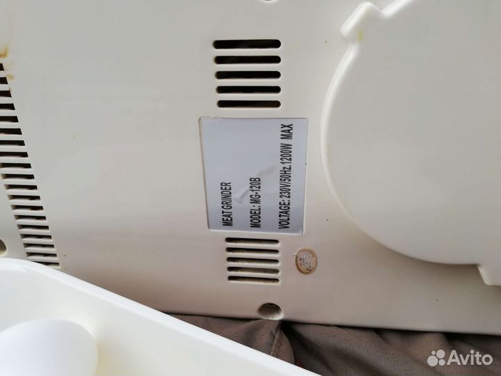 Мясорубка электрическая elko mg-120b