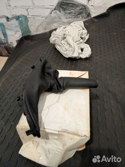 BMW 3 F30/4 F32 Кожух рычага стояночного тормоза