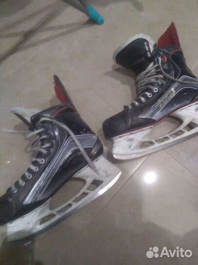 Коньки хоккейные Bauer X800
