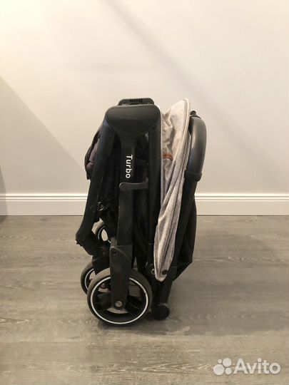 Прогулочная коляска carello turbo