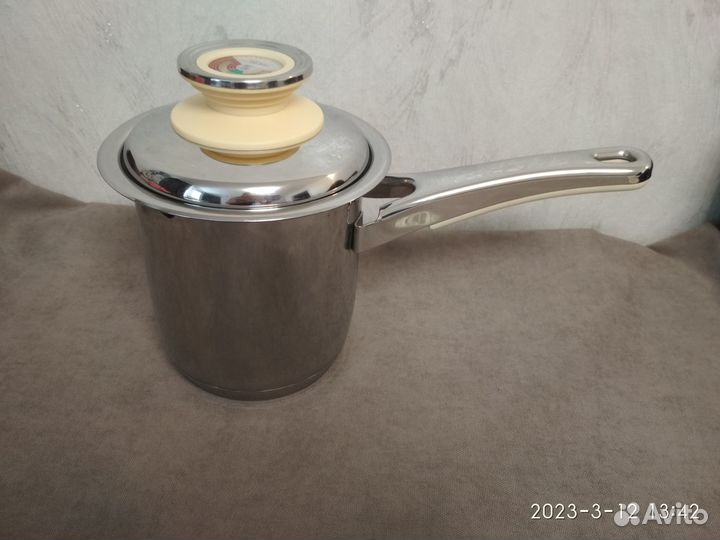 Ковш Zepter 1,2 л d12 светлый пластик