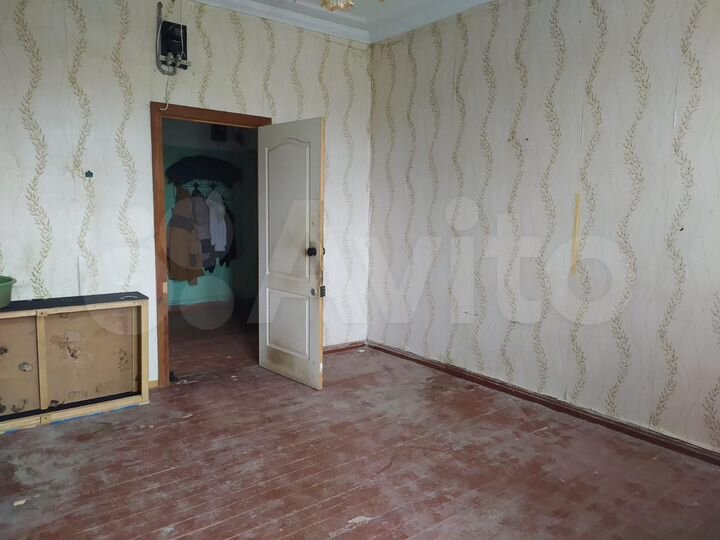 Комната 16 м² в 3-к., 2/2 эт.