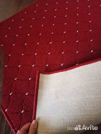 Красная ковровая дорожка