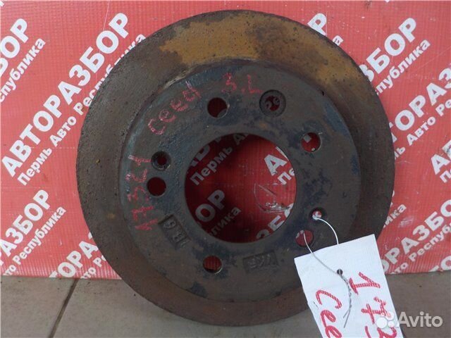 Тормозной диск задний левый Kia Ceed ED G4FC 2011