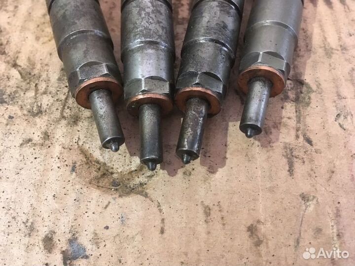 Форсунка топливная Renault Master 3