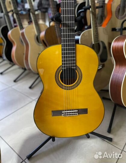 Классическая гитара Yamaha C-80