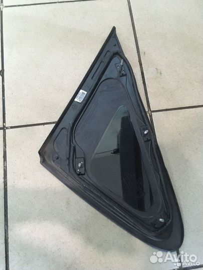 Стекло треугольник заднее правое Hyundai ix35