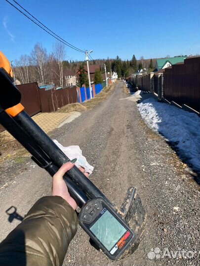 Металоискатель qwest q20