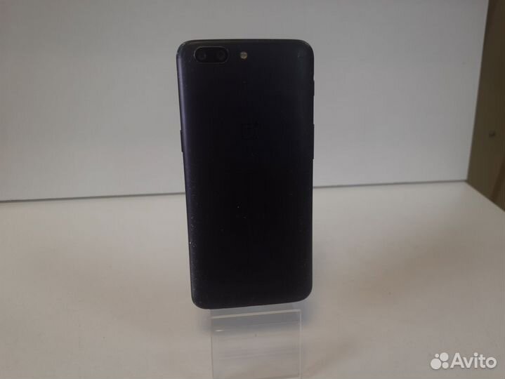 OnePlus 5, 6/64 ГБ