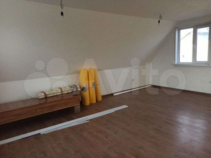 Дом 72 м² на участке 4 сот.