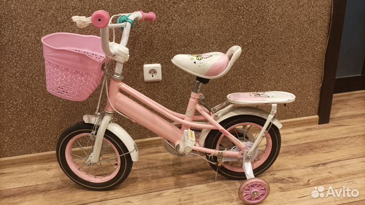 Велосипед для девочки 2-4 колесный