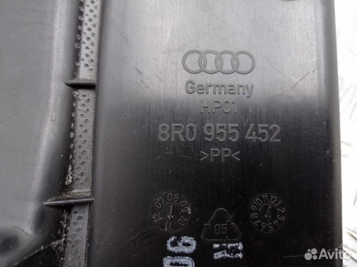 Горловина бачка омывателя Audi Q5 8R 8R0955452