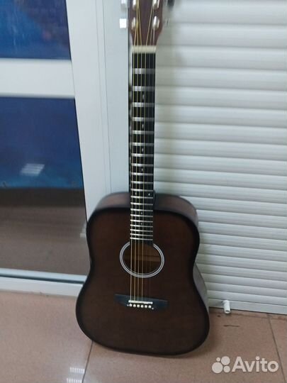 Акустическая гитара