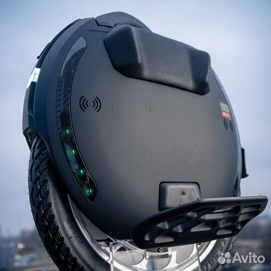 Моноколесо KingSong KS18XL V2 1600Wh Rubber Black