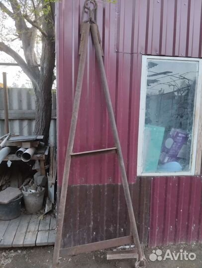 Жесткий буксир грузовой