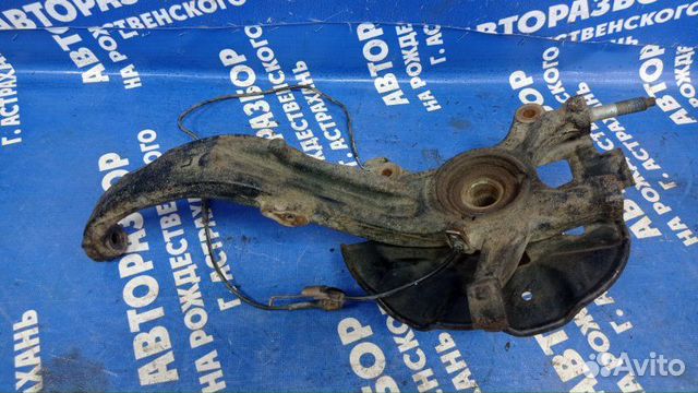 Передний левый поворотный кулак Mazda 6 Gh седан