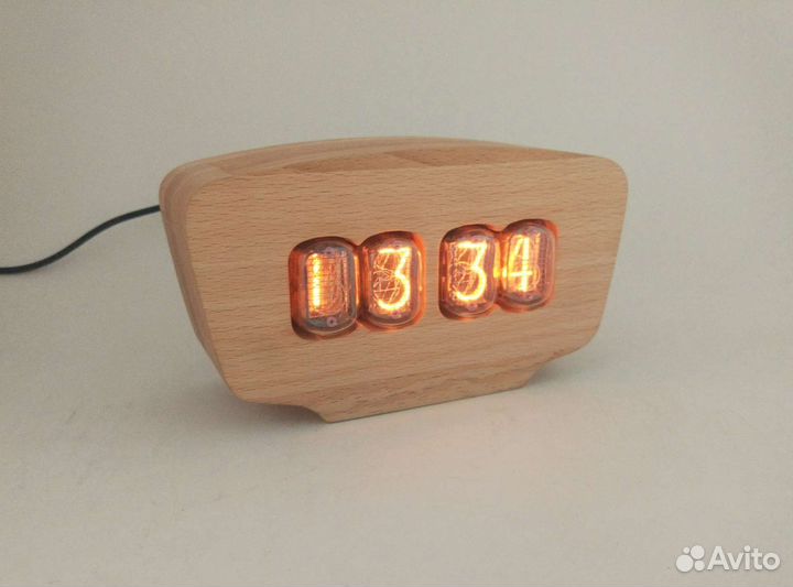 Часы на лампах ин-12