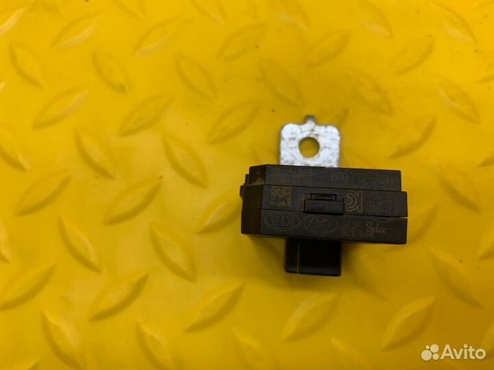 Блок иммобилайзера Hyundai Solaris седан