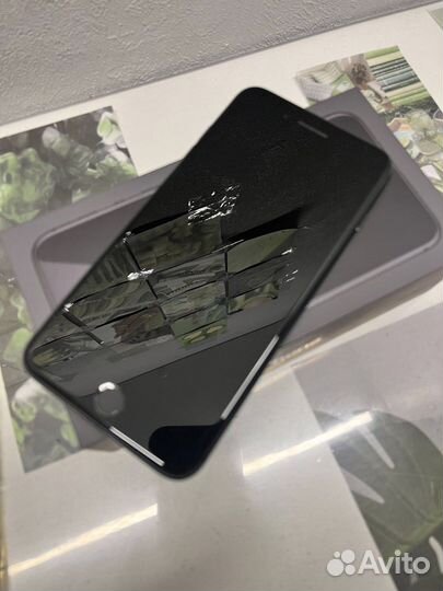 iPhone 8 Plus, 64 ГБ