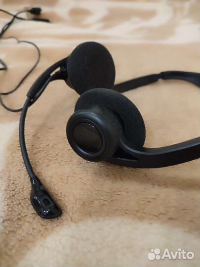 Наушники с микрофоном